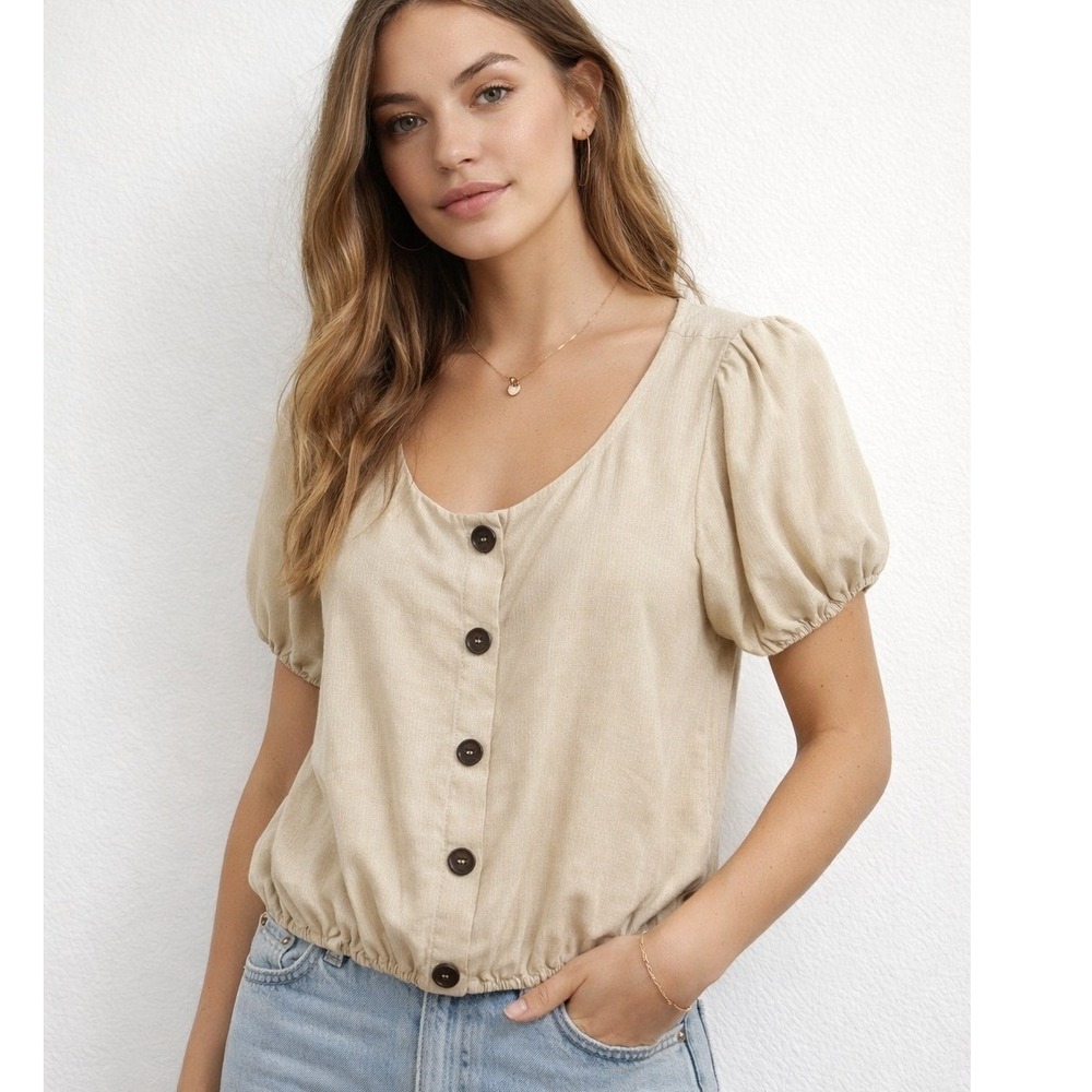 OLM Cream Square Neck‎ Puff Sleeve Cropped Top Sz M